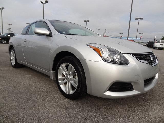 Nissan Altima 2012 photo 3