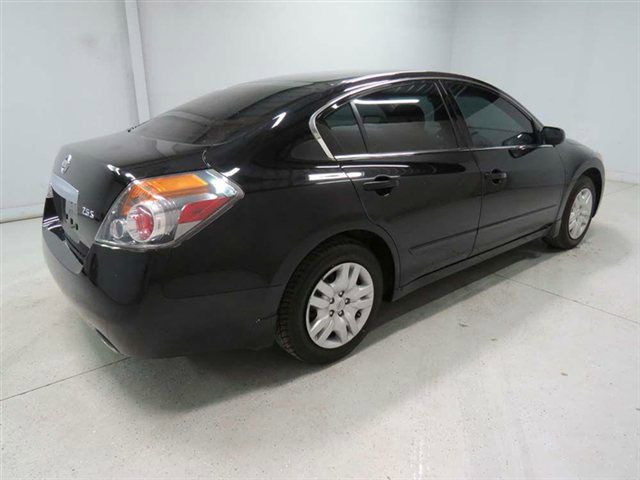 Nissan Altima 2012 photo 3