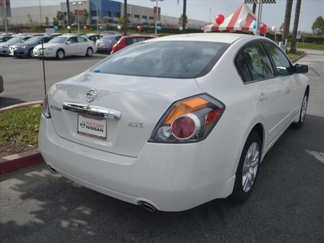 Nissan Altima 2012 photo 5