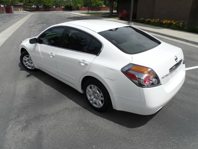 Nissan Altima 2012 photo 4