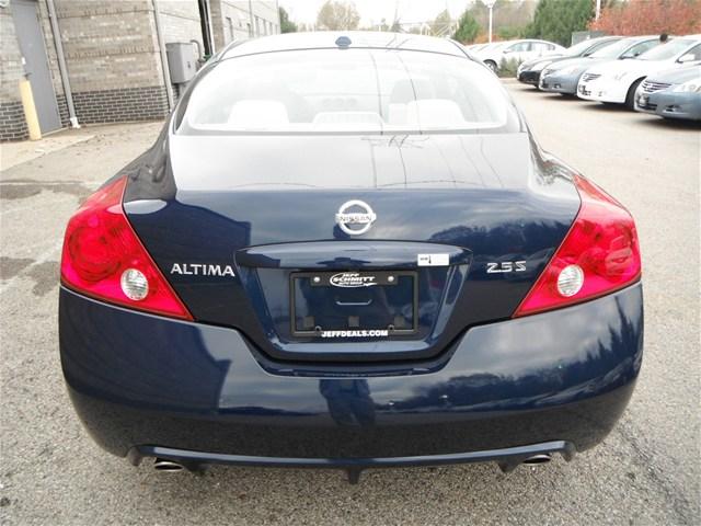 Nissan Altima 2012 photo 3