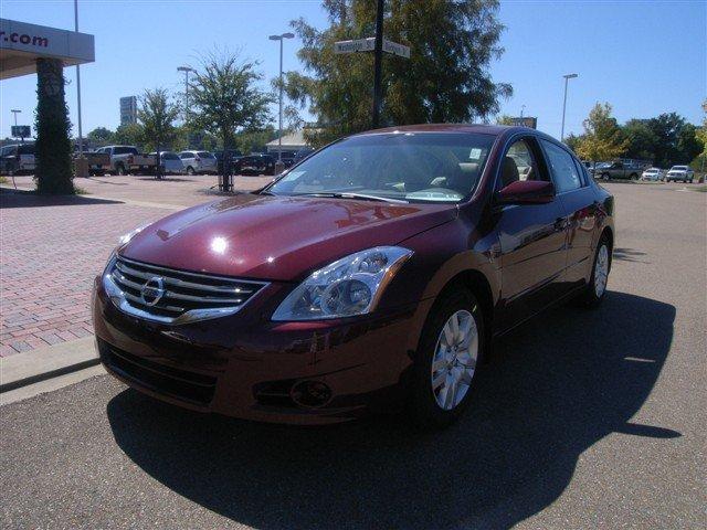 Nissan Altima 2012 photo 1