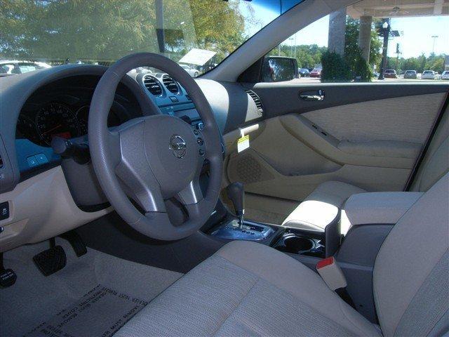 Nissan Altima 2012 photo 3