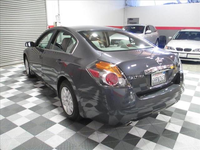 Nissan Altima 2012 photo 26