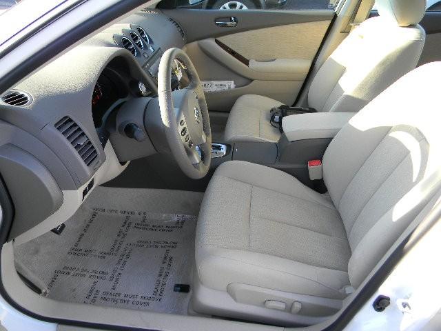 Nissan Altima 2012 photo 3