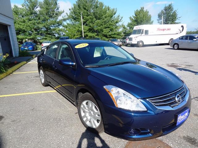 Nissan Altima 2012 photo 2