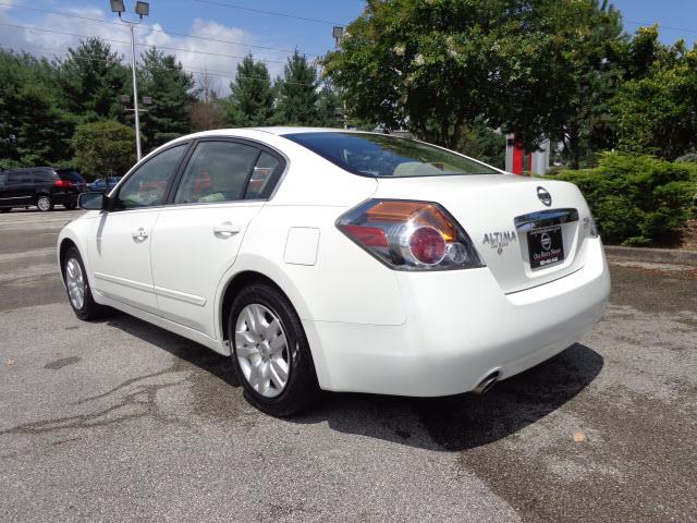 Nissan Altima 2012 photo 3