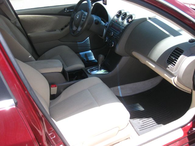 Nissan Altima 2012 photo 7