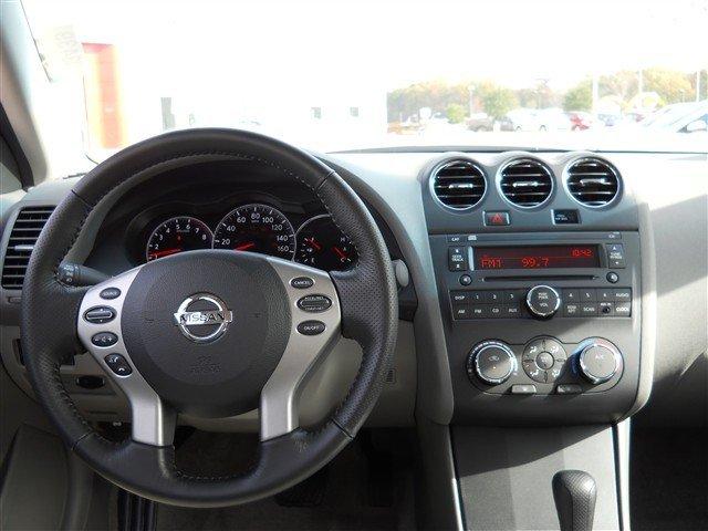 Nissan Altima 2012 photo 5