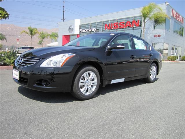 Nissan Altima 2012 photo 1