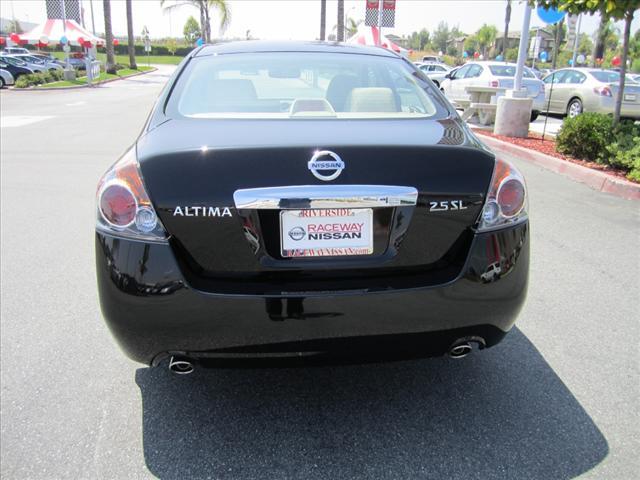 Nissan Altima 2012 photo 4