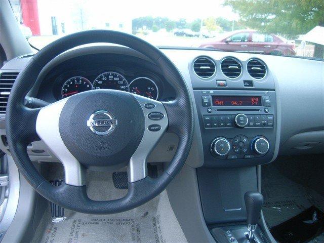 Nissan Altima 2012 photo 5