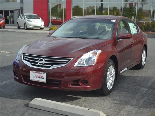 Nissan Altima 2012 photo 1