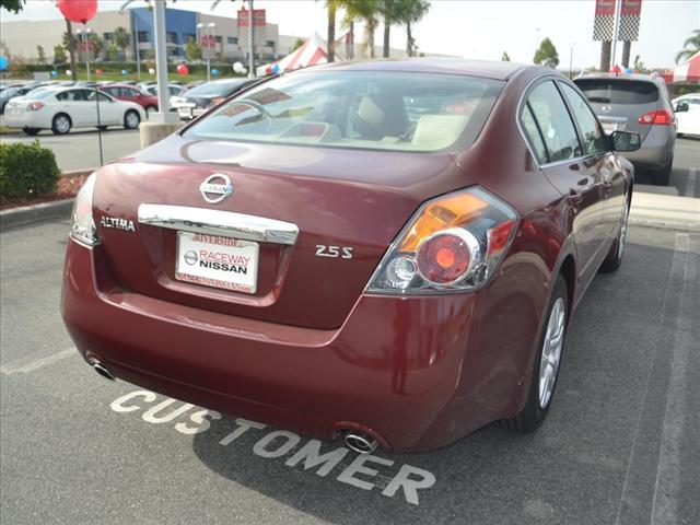 Nissan Altima 2012 photo 5