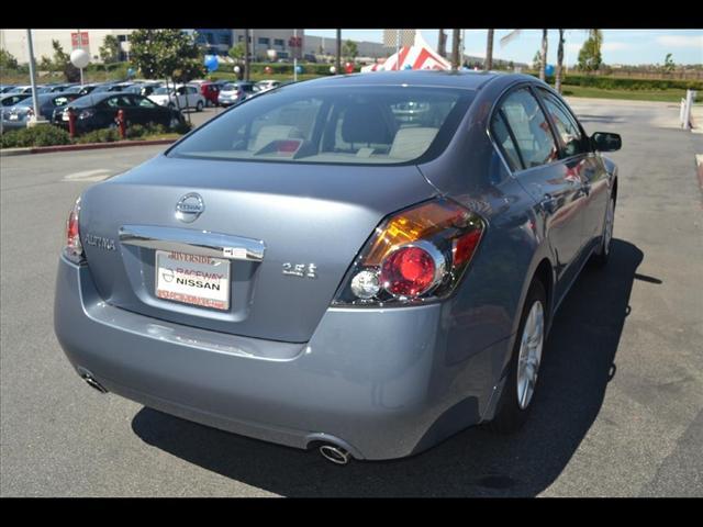 Nissan Altima 2012 photo 5