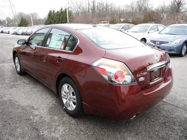 Nissan Altima 2012 photo 4