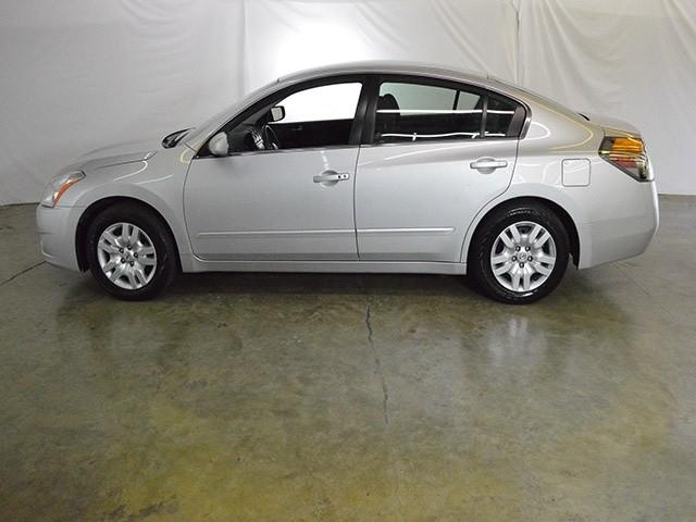 Nissan Altima 2012 photo 3