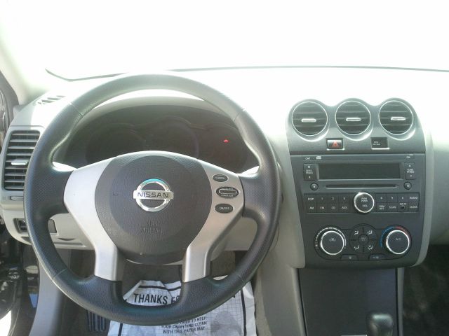 Nissan Altima 2012 photo 4