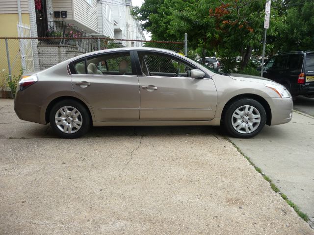 Nissan Altima 2012 photo 3