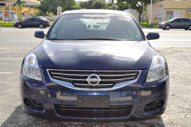 Nissan Altima 2012 photo 3