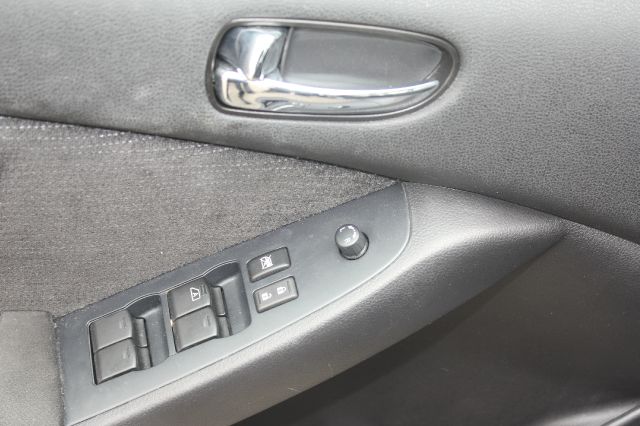 Nissan Altima 2012 photo 10