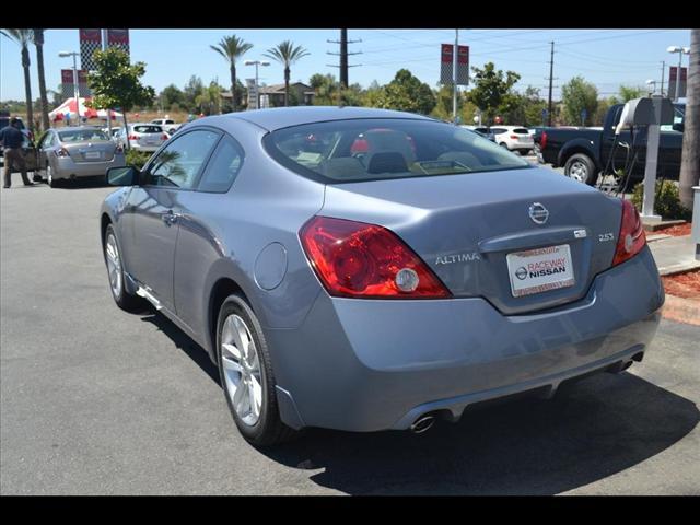 Nissan Altima 2012 photo 3