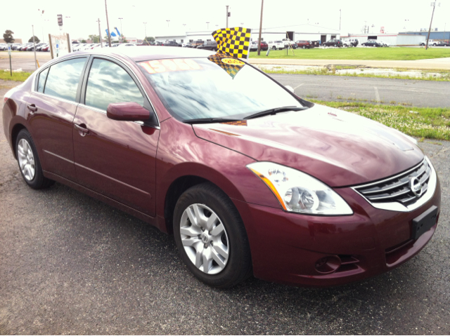 Nissan Altima 2012 photo 1