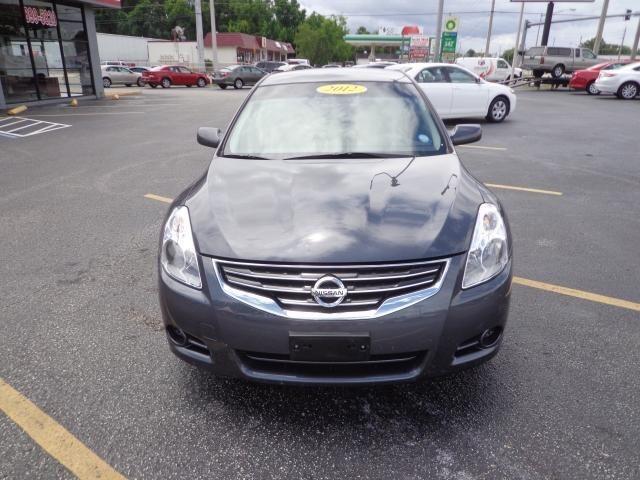 Nissan Altima 2012 photo 10