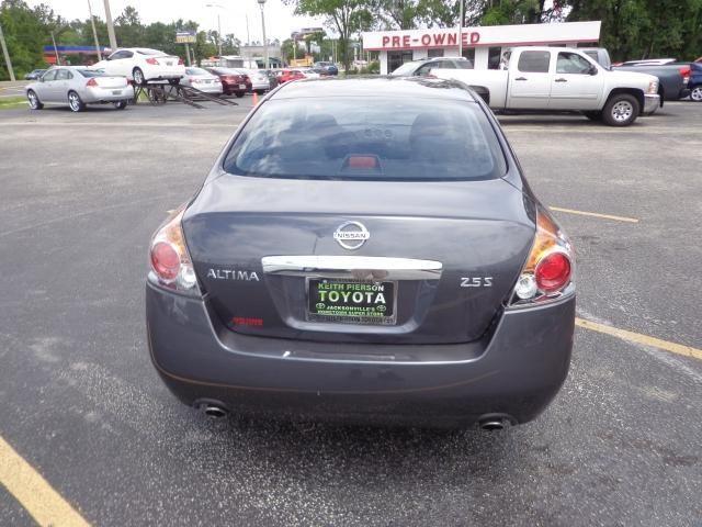 Nissan Altima 2012 photo 16