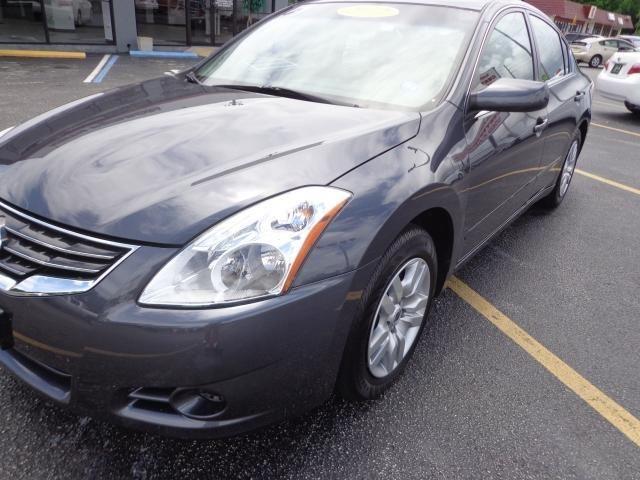 Nissan Altima 2012 photo 8