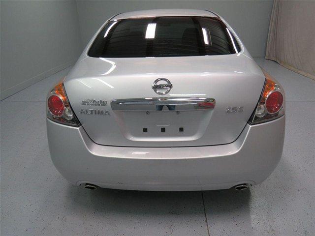 Nissan Altima 2012 photo 3