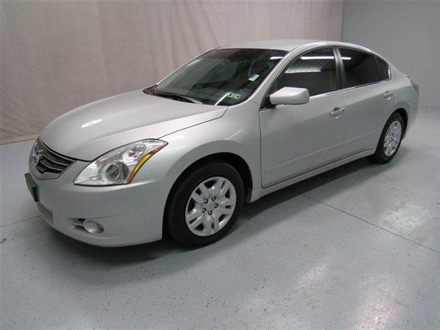 Nissan Altima 2012 photo 4