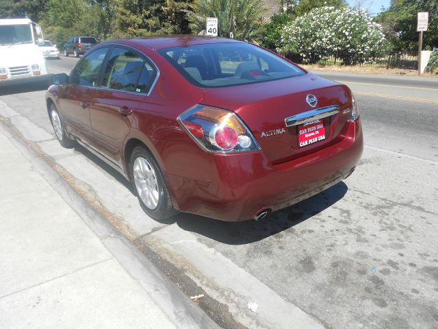 Nissan Altima 2012 photo 4