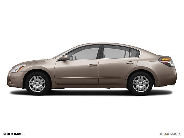 Nissan Altima 2012 photo 2