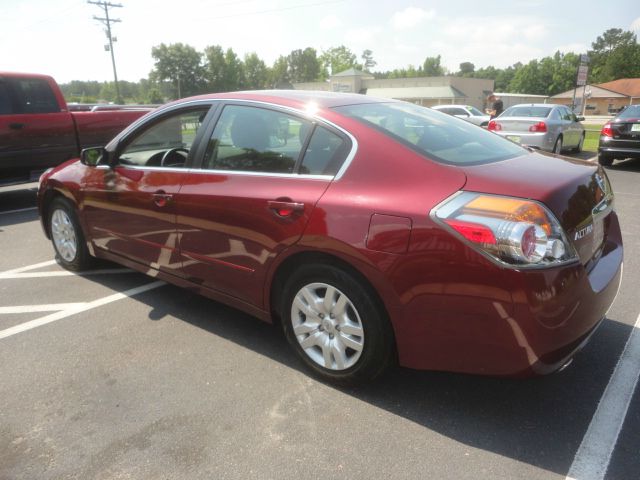 Nissan Altima 2012 photo 17