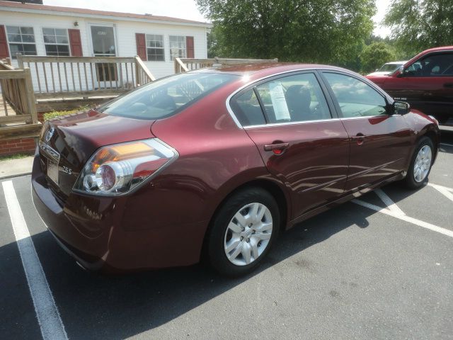 Nissan Altima 2012 photo 21