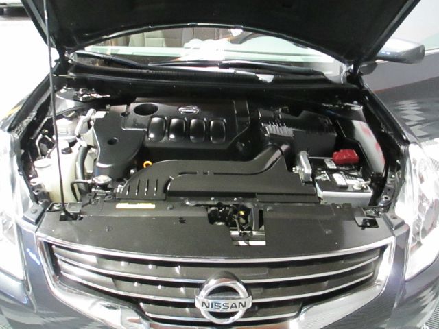 Nissan Altima 2012 photo 11