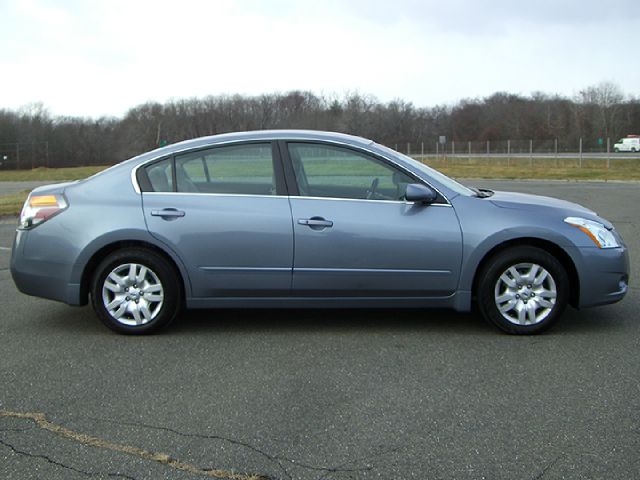 Nissan Altima 2012 photo 3