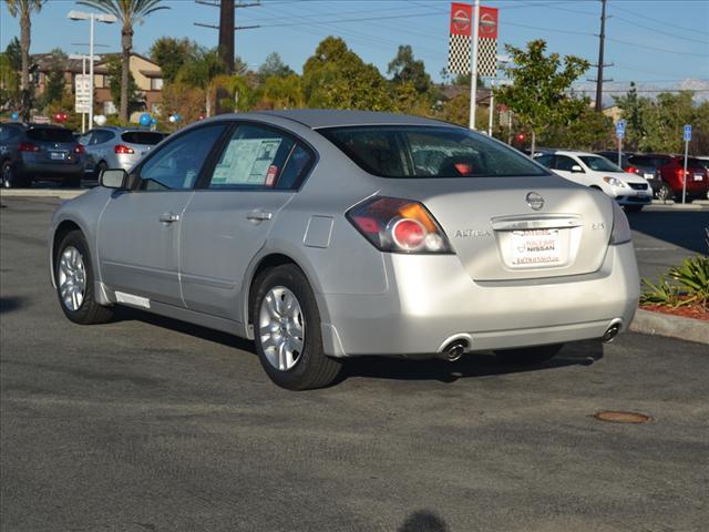 Nissan Altima 2012 photo 3