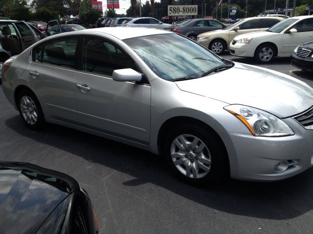 Nissan Altima 2012 photo 4