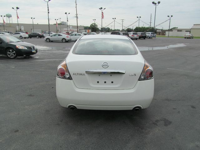 Nissan Altima 2012 photo 3