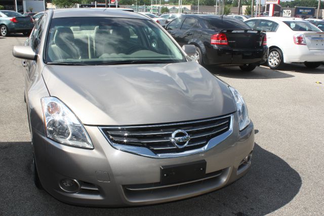 Nissan Altima 2012 photo 4