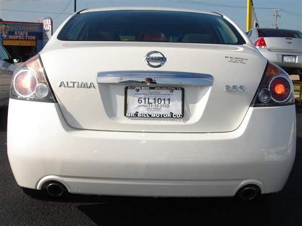 Nissan Altima 2012 photo 4