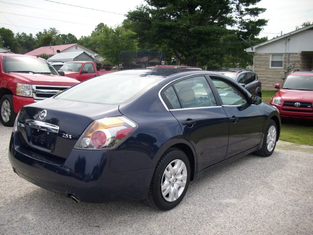 Nissan Altima 2012 photo 3