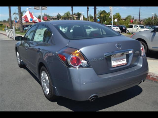 Nissan Altima 2012 photo 3