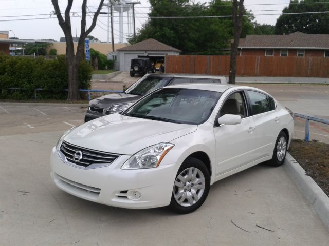 Nissan Altima 2012 photo 5