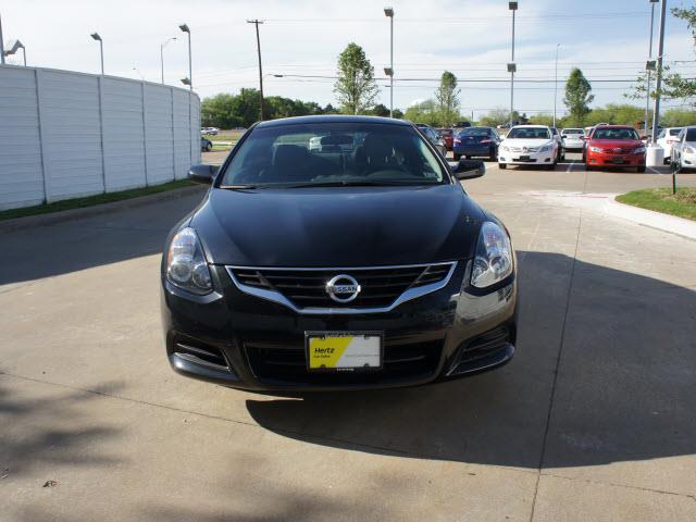 Nissan Altima 2012 photo 3