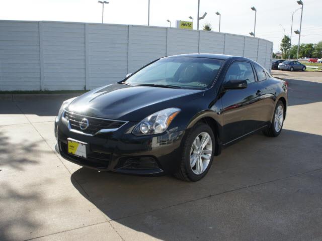 Nissan Altima 2012 photo 4