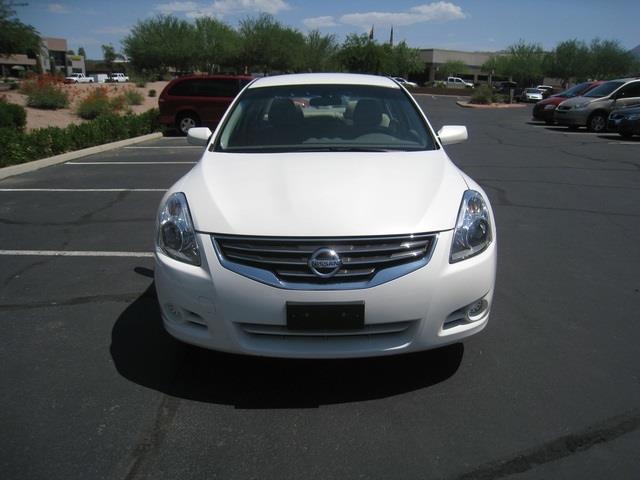 Nissan Altima 2012 photo 3