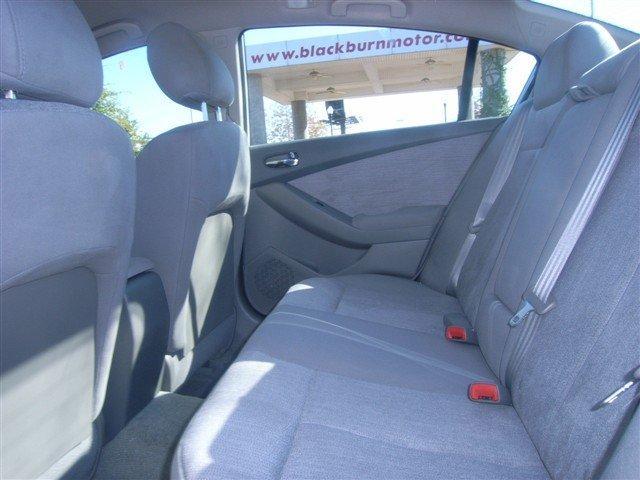 Nissan Altima 2012 photo 4